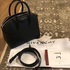 Givenchy Antigona Mini
